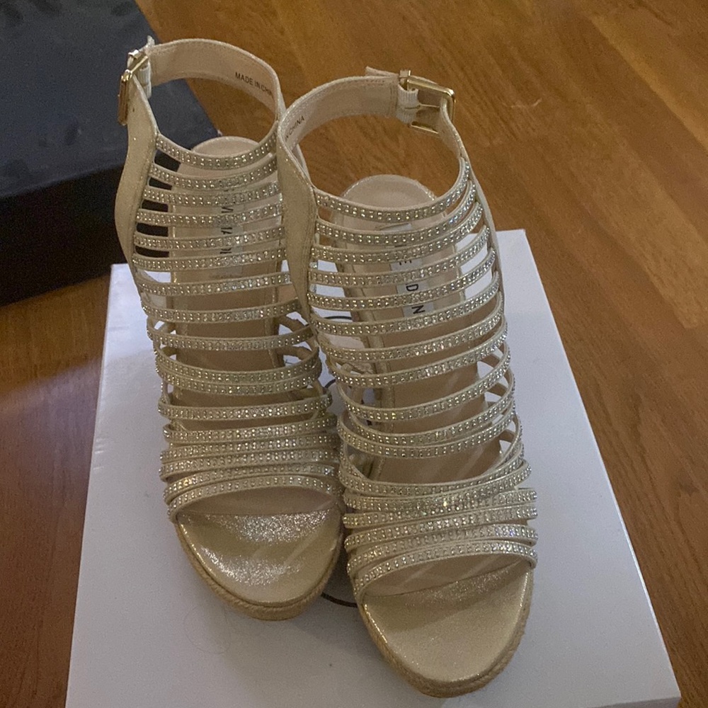 Steve Madden Wedges - Size 9M